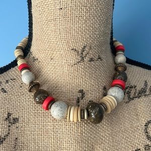 Vintage woman’s wood bead necklace 16”